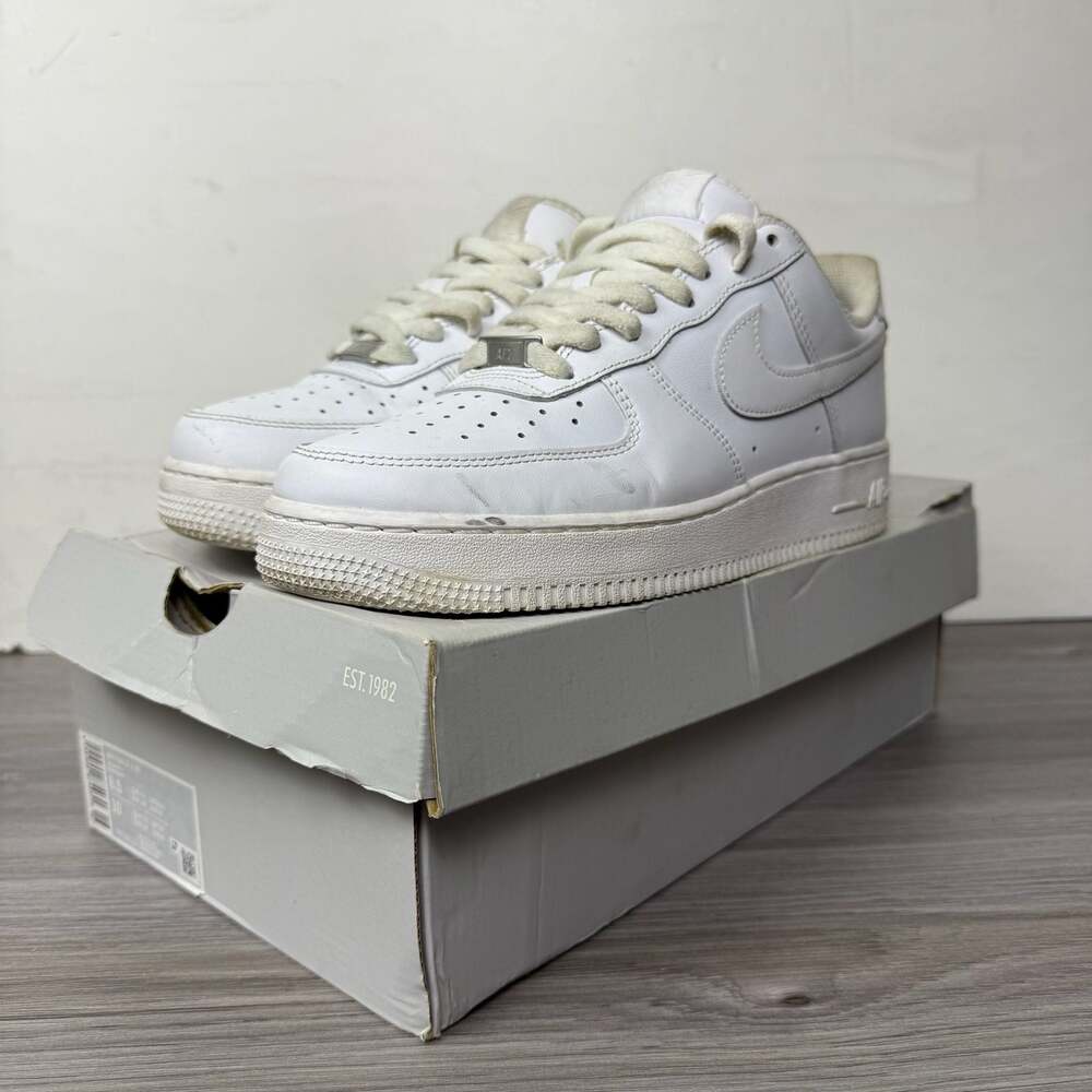 Nike Air Force 1‎ '07 Triple White Sneakers CW2288-111